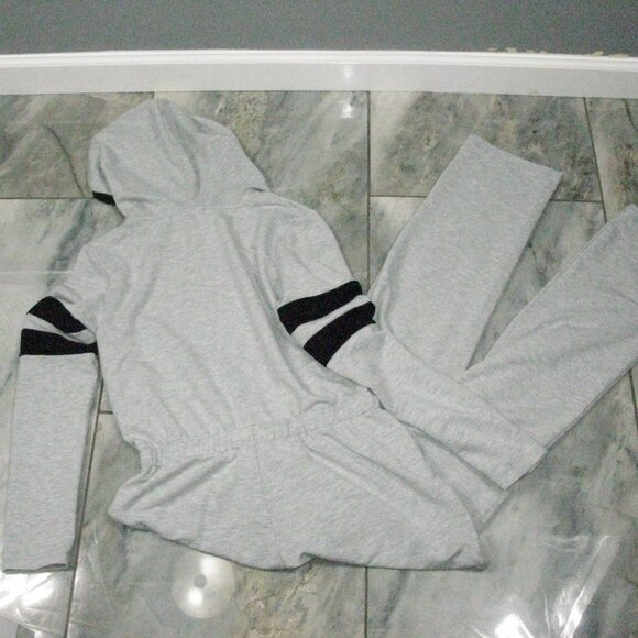 Venus Gray/Black Knit Zip Front Hooded Jumper Size Small - Picture 3 of 4